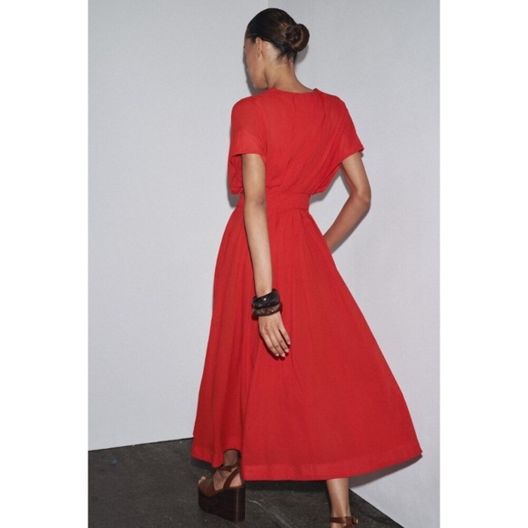 ZARA ZW COLLECTION PLEATED MIDI DRESS Red Medium NWT - Picture 4 of 7